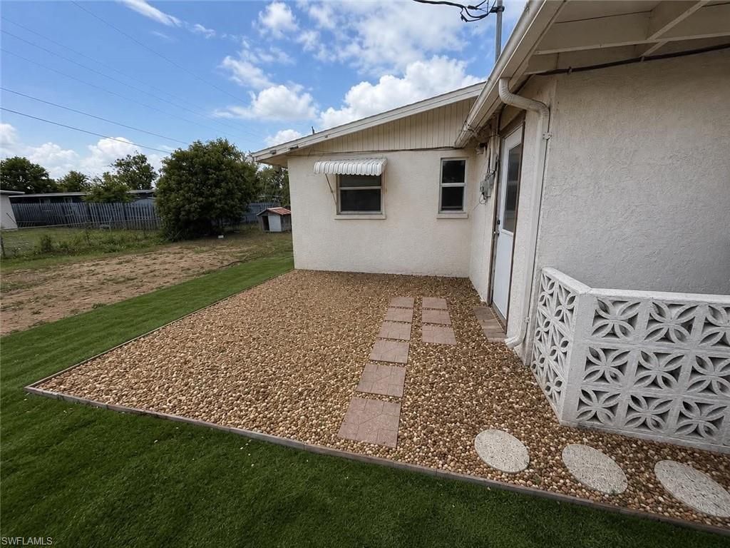 2204 Coronet St, Fort Myers, FL 33907 Photo