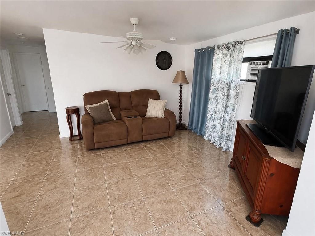 2204 Coronet St, Fort Myers, FL 33907 Photo