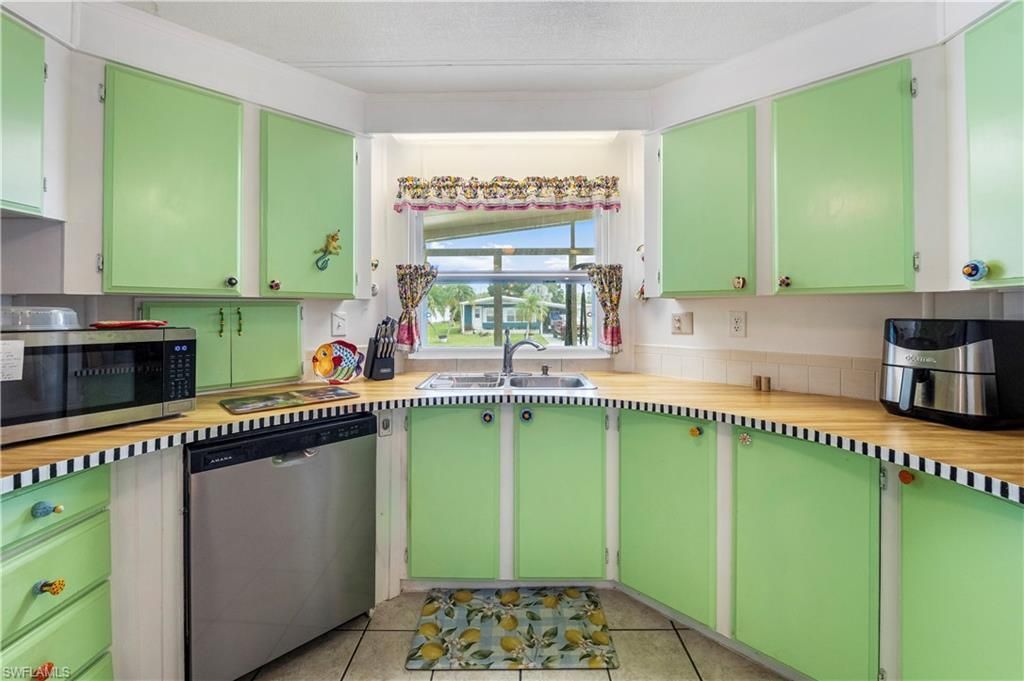 280 Grassy Key Ln, Naples, FL 34114 Photo