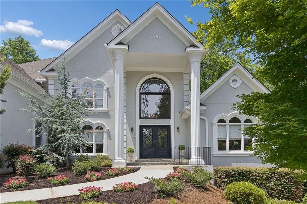 245 Plantation Way, Roswell, GA 30075 Main Photo