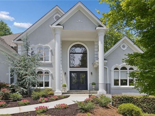 245 Plantation Way, Roswell, GA 30075