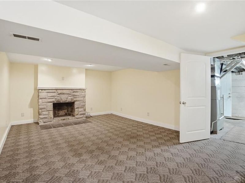 326 Cherry Drive, Dayton, OH 45405 Photo 48