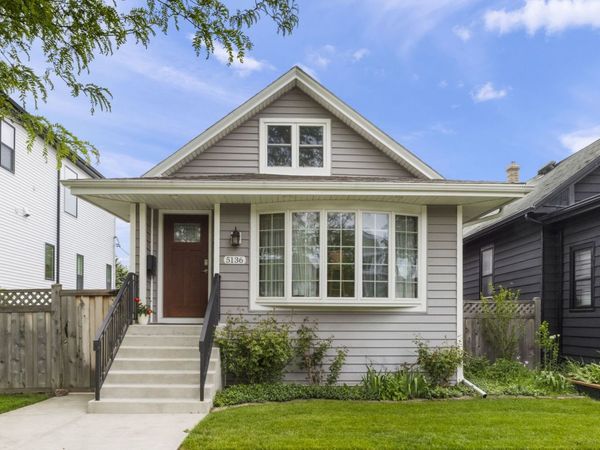 5136 W Winona Street , Chicago, IL 60630