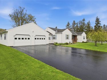 115 Circle Drive, Bath, NY 14810