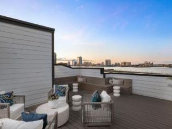 1906 REDINGTON Street, Jacksonville, FL 32207