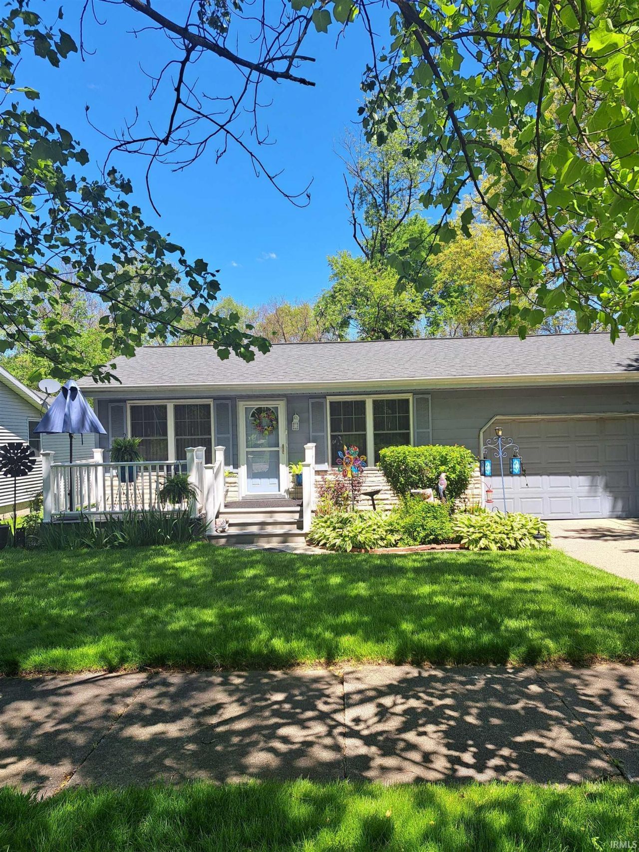 2411 W Ewing Avenue, South Bend, IN 46613 Main Photo