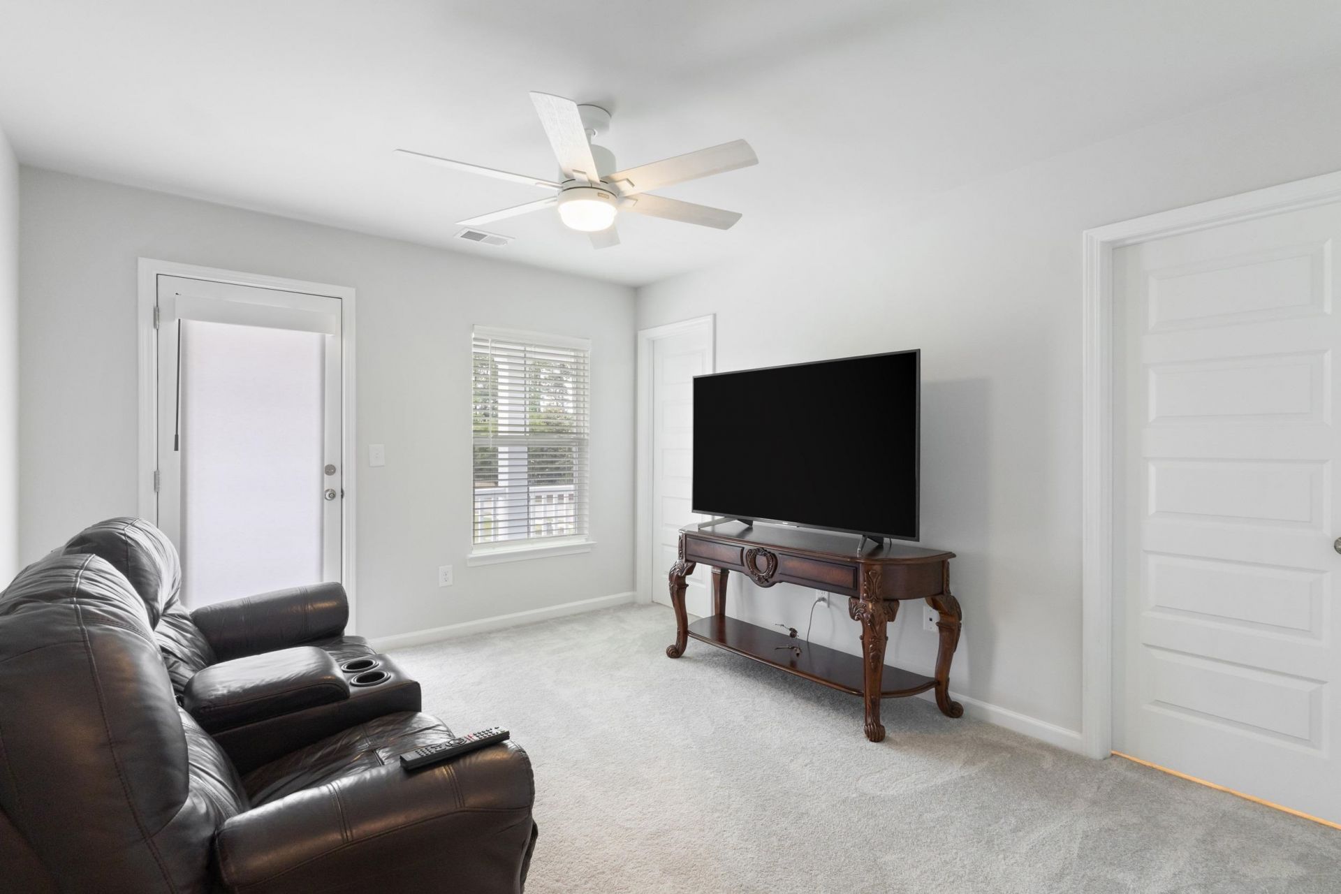 5605 Canary Island Ct. Photo 21