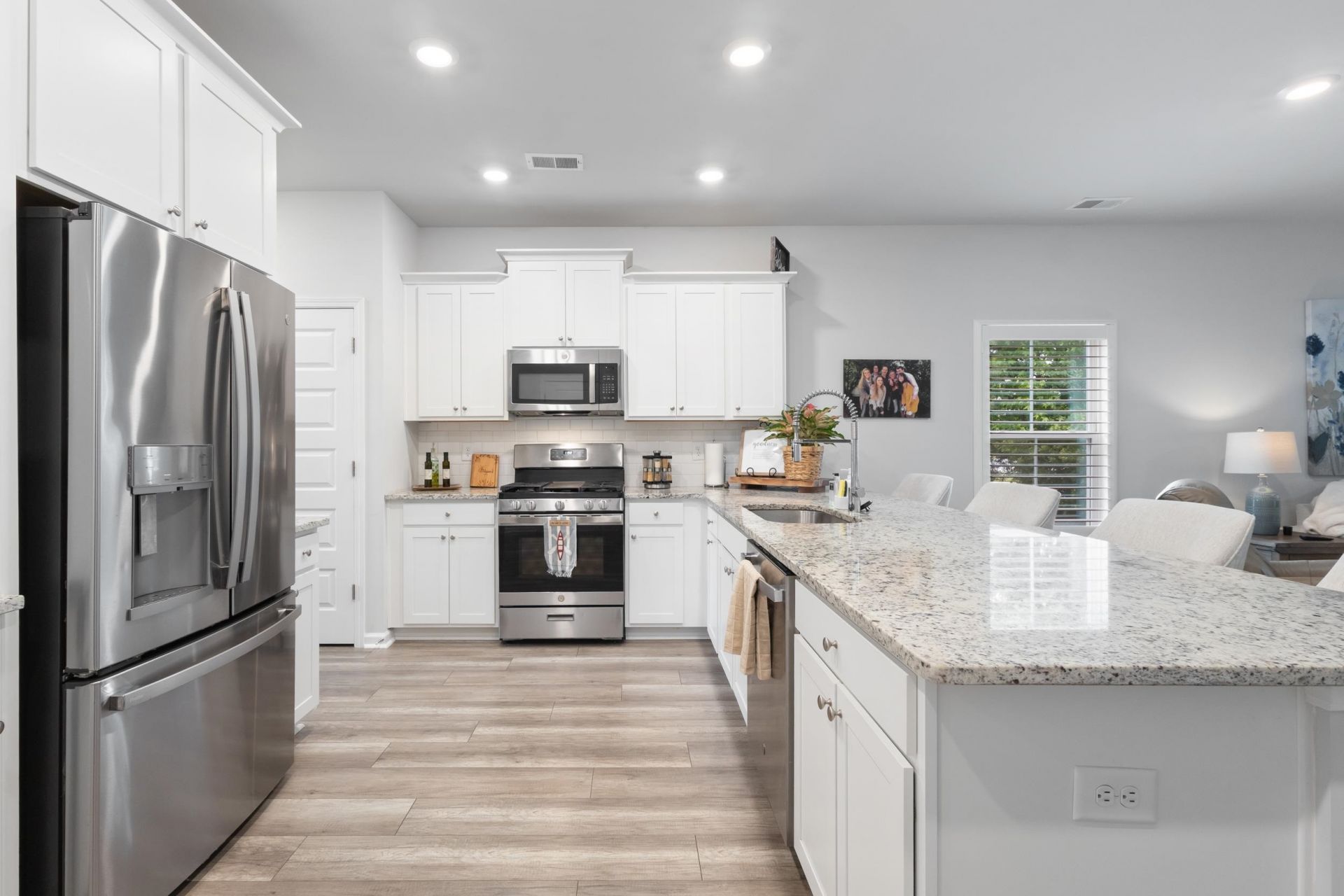 5605 Canary Island Ct. Photo 47