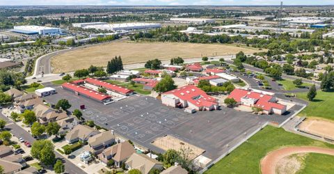 396 Caldarella Cir, Roseville, CA 95678 Photo