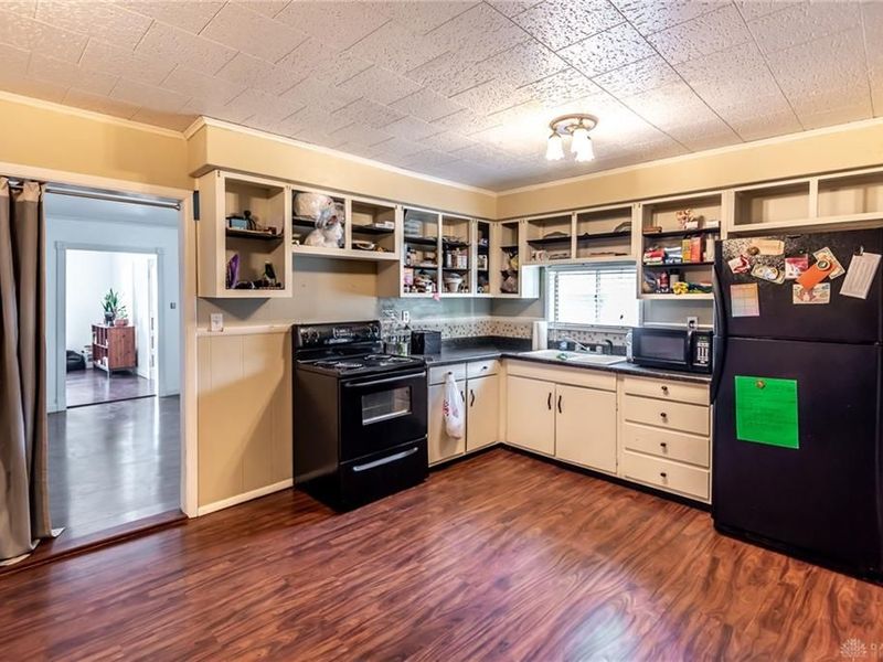 137 S Main Street, Waynesville, OH 45068 Photo 9