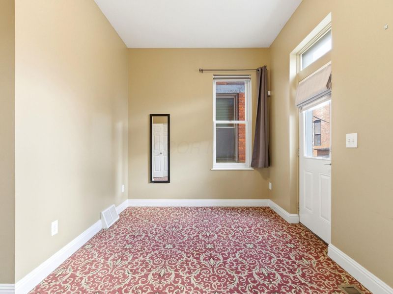 42 Buttles Avenue, Columbus, OH 43215 Photo 22