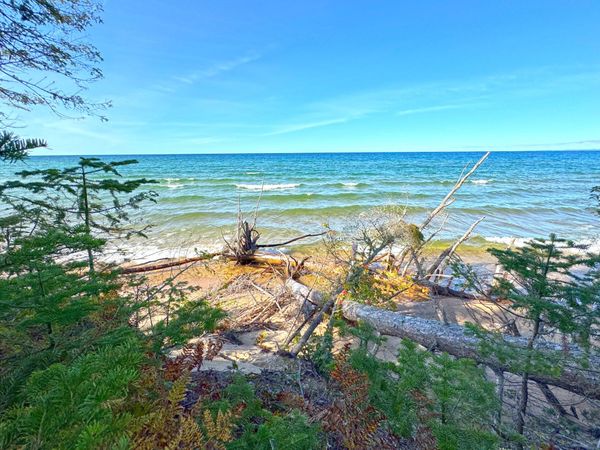 33004 W Wildcat RD, Paradise, MI 49768