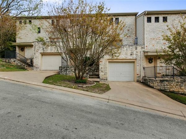 9201 Simmons RD, Unit 117, Austin, TX 78759