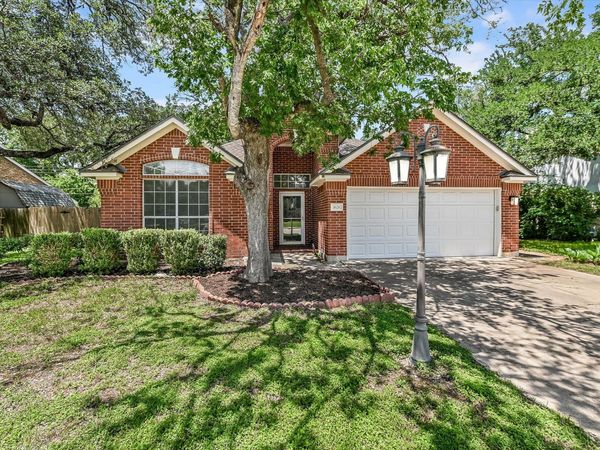 1626 WOODS BLVD, Round Rock, TX 78681