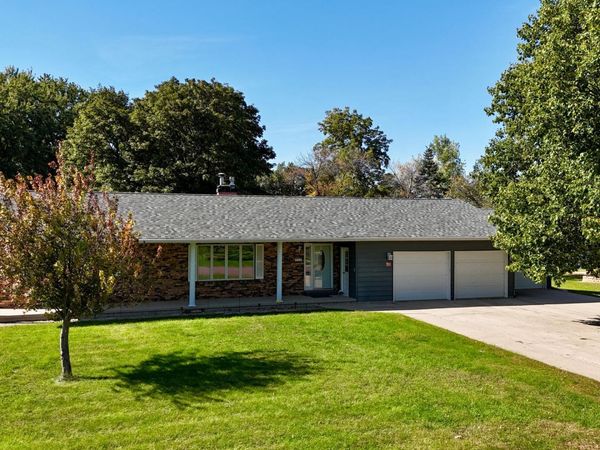 615 Lake Avenue E, Fulda, MN 56131