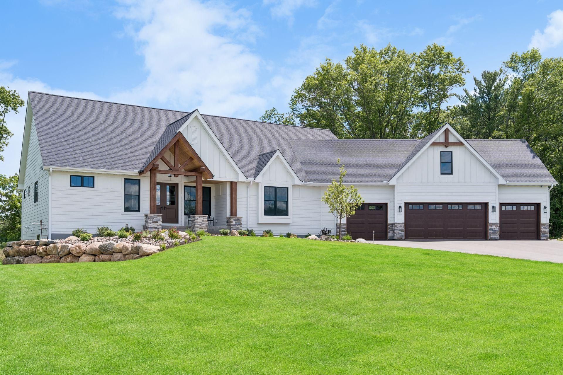 2374 Swedish Drive NE, Ham Lake, MN 55304