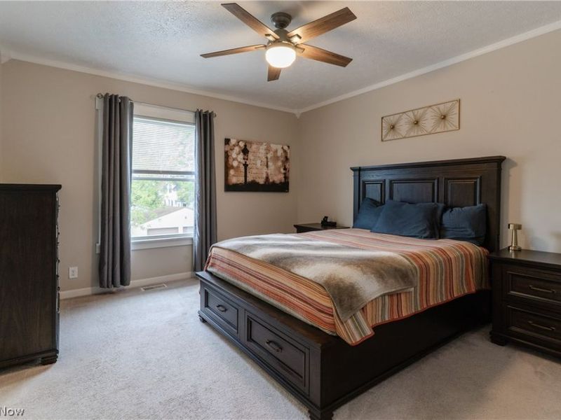 3880 Washington Park Boulevard, Newburgh Heights, OH 44105 Photo 21