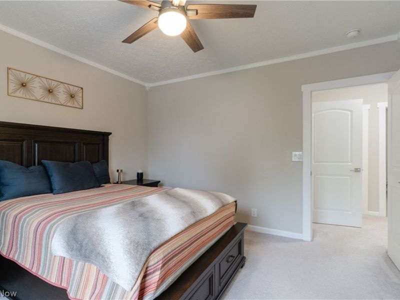 3880 Washington Park Boulevard, Newburgh Heights, OH 44105 Photo 27