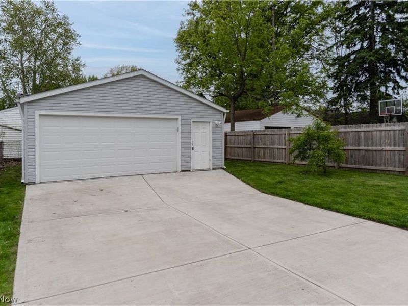 3880 Washington Park Boulevard, Newburgh Heights, OH 44105 Photo 42
