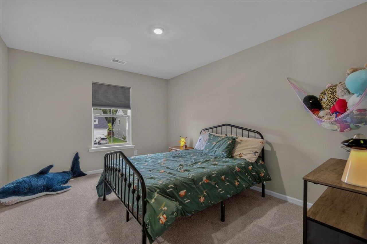 63 Red Bluff Street Photo 26