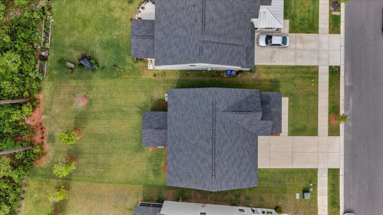 63 Red Bluff Street Photo 33