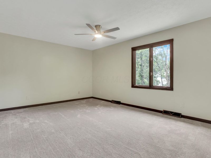 157 Hickory Drive SW, Pataskala, OH 43062 Photo 49