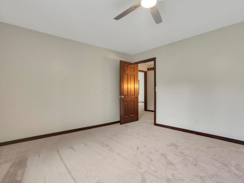 157 Hickory Drive SW, Pataskala, OH 43062 Photo 52
