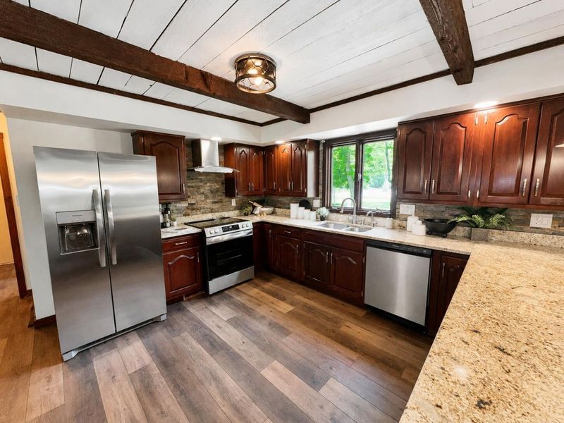 157 Hickory Drive SW, Pataskala, OH 43062 Photo 8