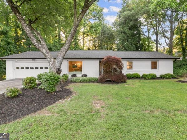 122 Cross Gate Drive, Marietta, GA 30068