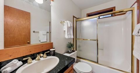 14751 Copenhagen Drive, Truckee, CA 96161 Photo