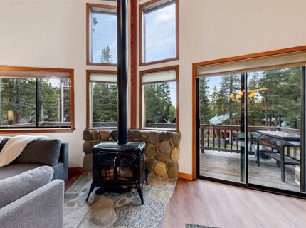 14751 Copenhagen Drive, Truckee, CA 96161 Photo