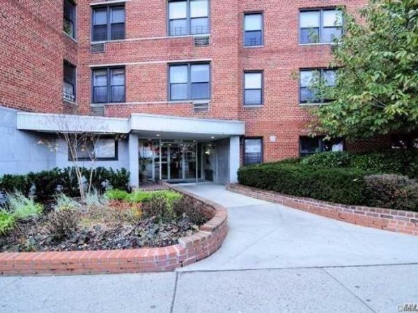 102-30 Queens Boulevard , Unit 3H, Forest Hills, NY 11375