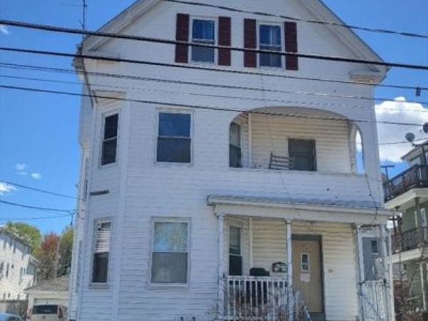 242 Green St, Brockton, MA 02301