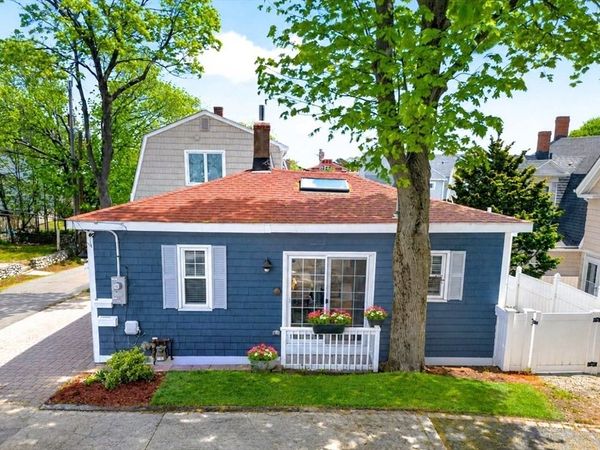 22 Sherman Ave, Nahant, MA 01908