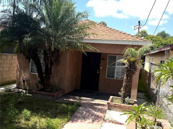 13517 S Willowbrook Avenue, Compton, CA 90222