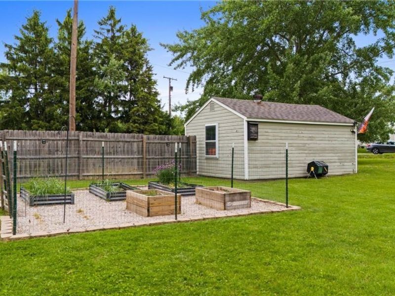 107 Hilltop Drive, Amherst, OH 44001 Photo 41