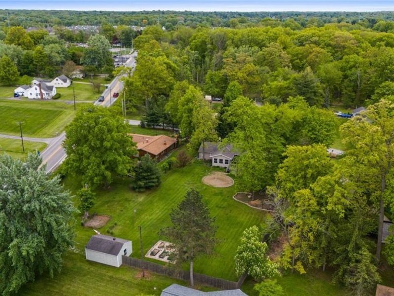 107 Hilltop Drive, Amherst, OH 44001 Photo 47