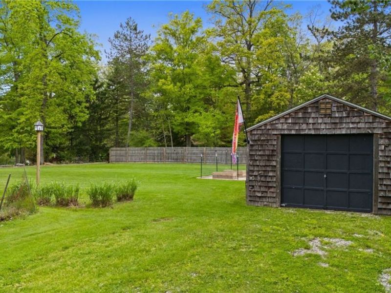 107 Hilltop Drive, Amherst, OH 44001 Photo 49