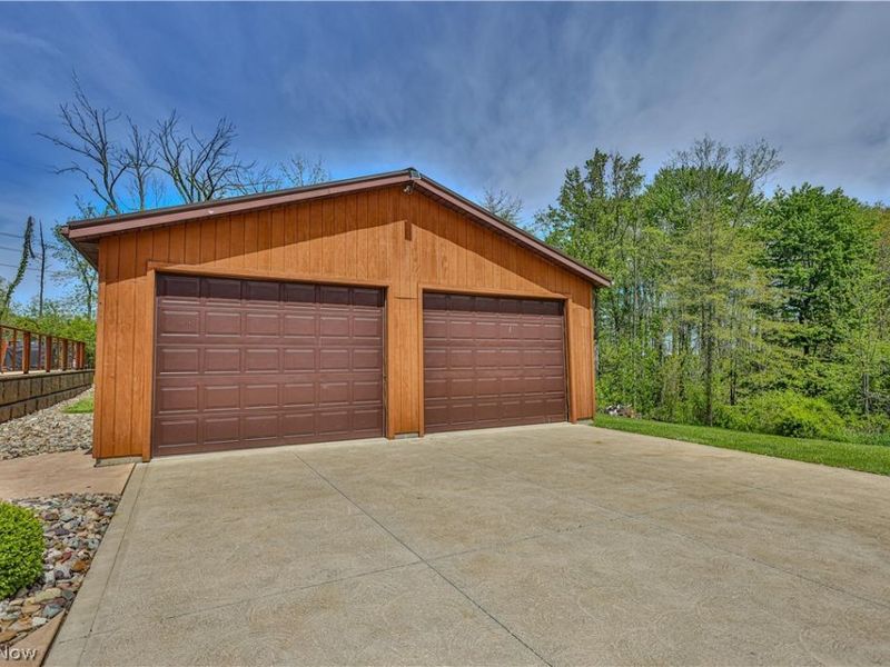 10345 Beech Street NE, Alliance, OH 44601 Photo 4