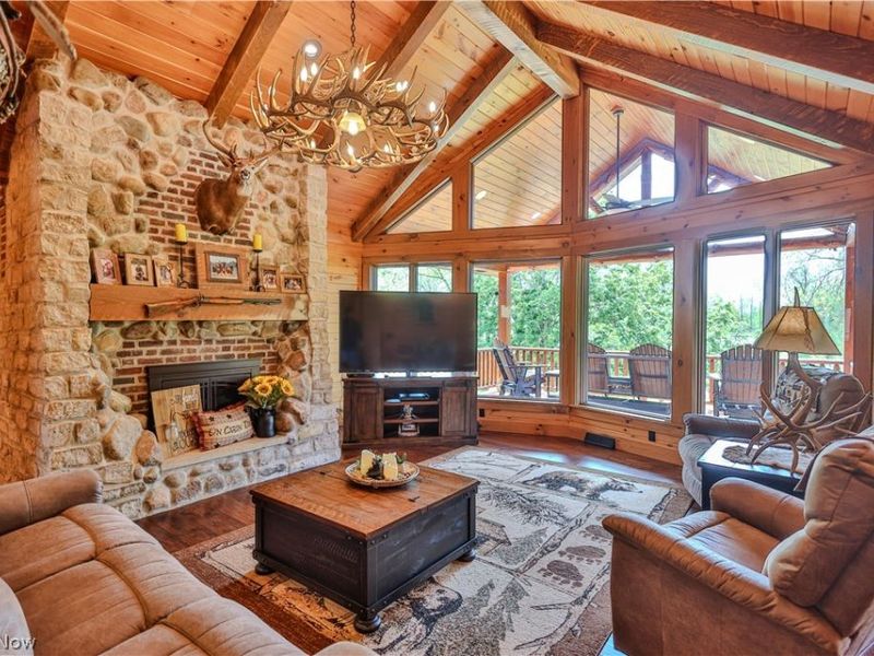 10345 Beech Street NE, Alliance, OH 44601 Photo 8