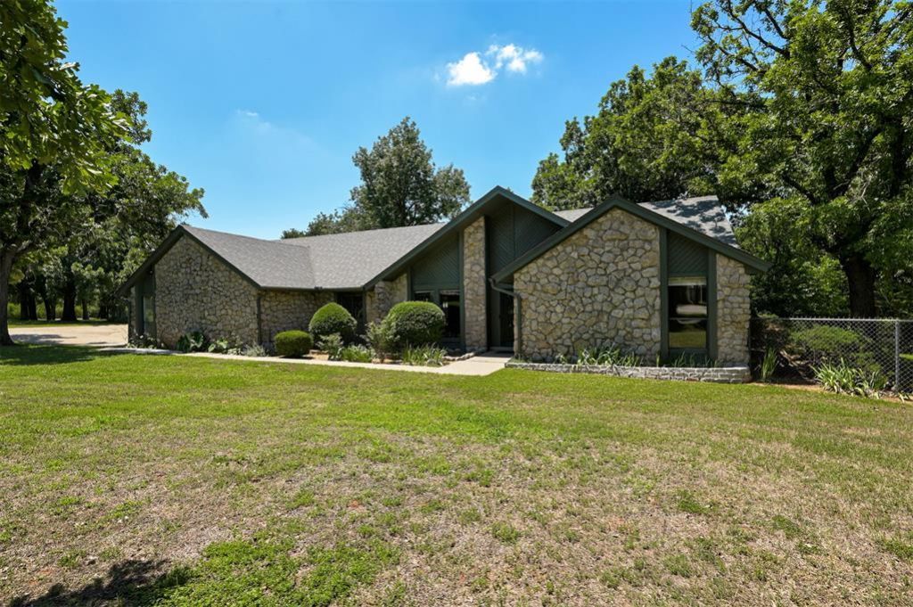 6204 Plumtree Lane, Edmond, OK 73034 Main Photo