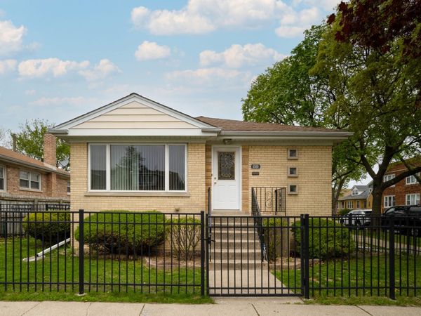 6500 W Raven Street , Chicago, IL 60631