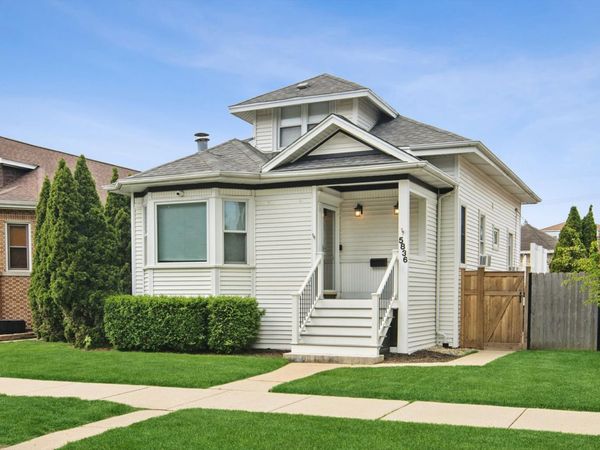5836 N Manton Avenue , Chicago, IL 60646