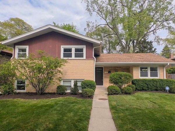 710 Laporte Avenue , Wilmette, IL 60091