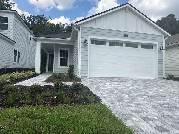 187 OAKMOSS Drive, St. Johns, FL 32259