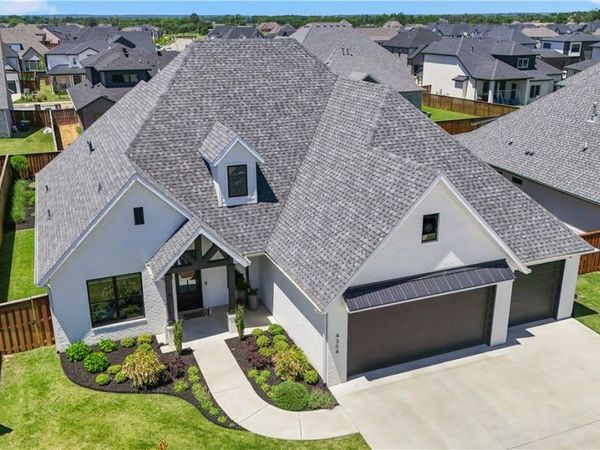 4304 S 87th Street , Bentonville, AR 72713