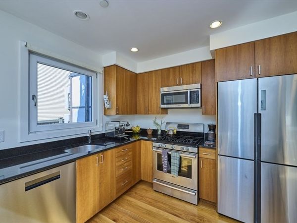 17 Clary Street, Unit 1, Cambridge, MA 02139