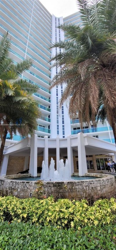100 NE Bayview Dr , Unit 226, Sunny Isles Beach, FL 33160 Photo