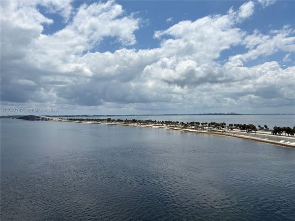 175 SE 25 , Unit 602, Miami, FL 33129