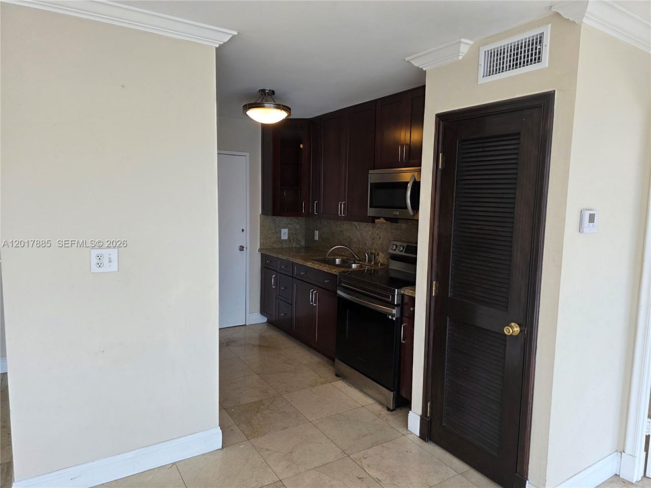 9800 W Bay Harbor Dr, Unit 408, Bay Harbor Islands, FL 33154 Photo